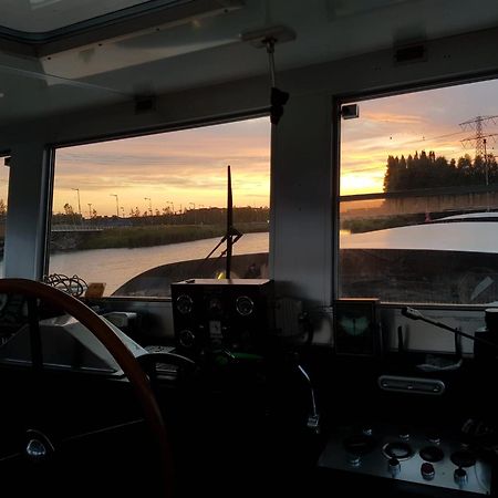מלון אמסטרדם Euphrate Houseboat מראה חיצוני תמונה