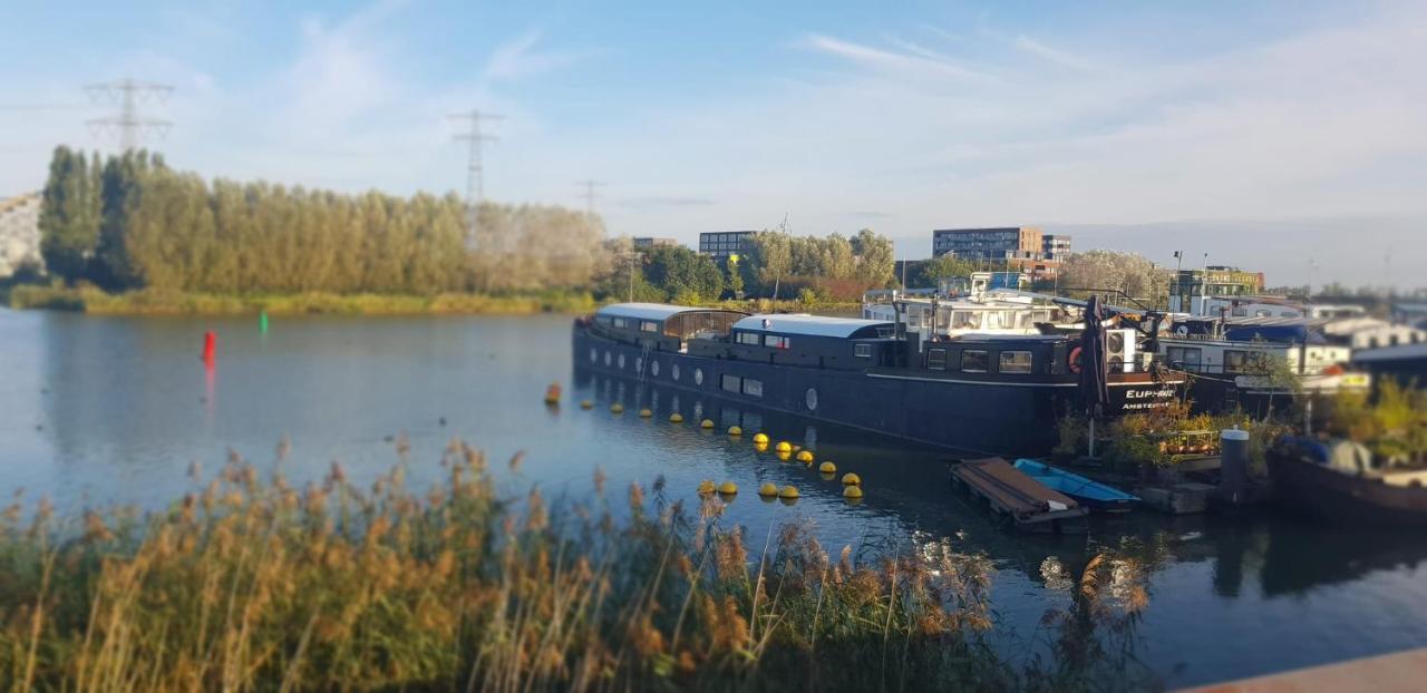 מלון אמסטרדם Euphrate Houseboat מראה חיצוני תמונה