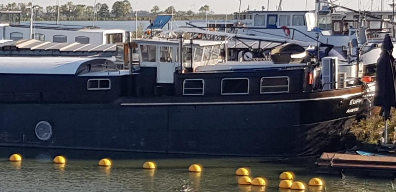 מלון אמסטרדם Euphrate Houseboat מראה חיצוני תמונה